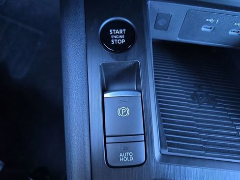 New 2026 Nissan Kicks SV image 29