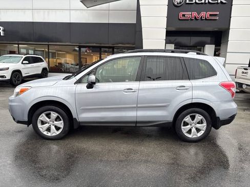 Used 2016 Subaru Forester 2.5i Limited image 2