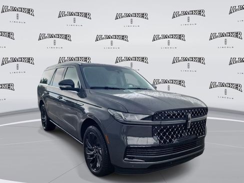 New 2026 Lincoln Navigator L Black Label AWD/4WD image 7