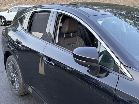 New 2025 Nissan Murano Platinum image 7