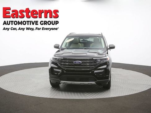 Used 2021 Ford Explorer XLT w/ Equipment Group 202A AWD/4WD image 53