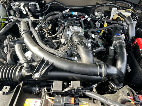 New 2025 Ford Bronco Outer Banks image 34