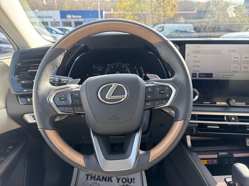 Used 2024 Lexus RX 350 Premium w/ Accessory Package (Z1) AWD/4WD image 26
