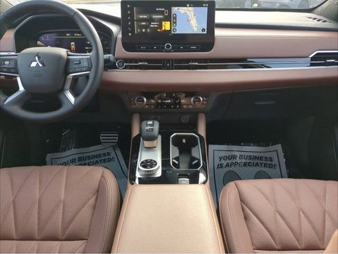 New 2026 Mitsubishi Outlander SEL FWD image 18