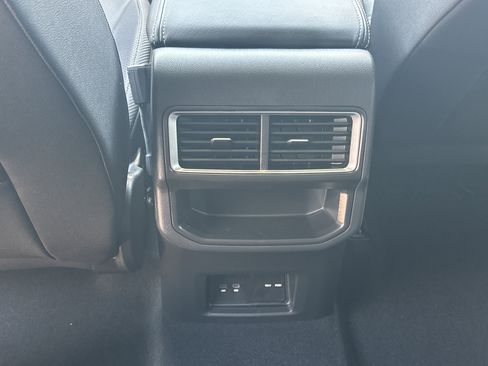 New 2026 Volkswagen Atlas Cross Sport SE FWD image 15