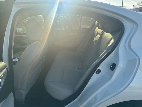 Certified 2021 INFINITI Q50 Luxe image 7