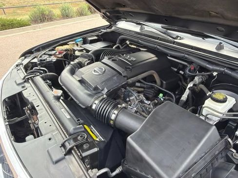 Used 2012 Nissan Pathfinder LE AWD/4WD image 16