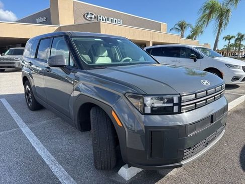 Used 2024 Hyundai Santa Fe SE image 6