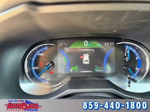 Used 2025 Toyota RAV4 XLE AWD/4WD image 4