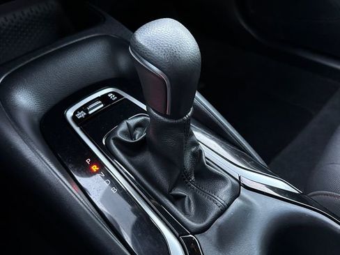 Used 2024 Toyota Corolla SE image 25