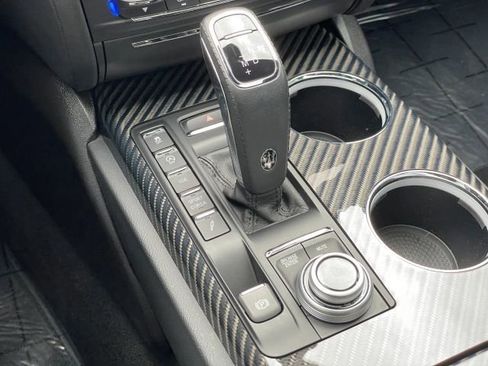Used 2022 Maserati Quattroporte Trofeo image 38