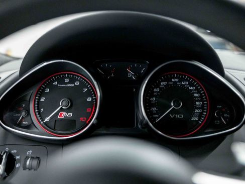 Used 2014 Audi R8 V10 AWD/4WD image 74