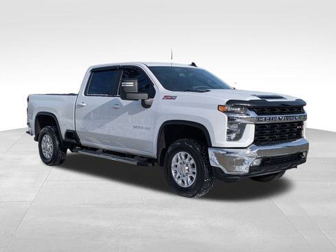 Used 2023 Chevrolet Silverado 2500 LT w/ Convenience Package image 3