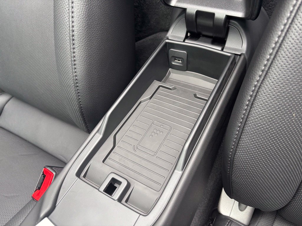 Certified 2025 Porsche 718 Boxster RWD image 29