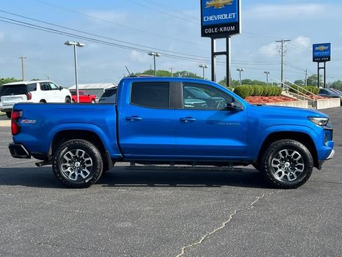 Used 2024 Chevrolet Colorado Z71 w/ Z71 Convenience Package 2 AWD/4WD image 48
