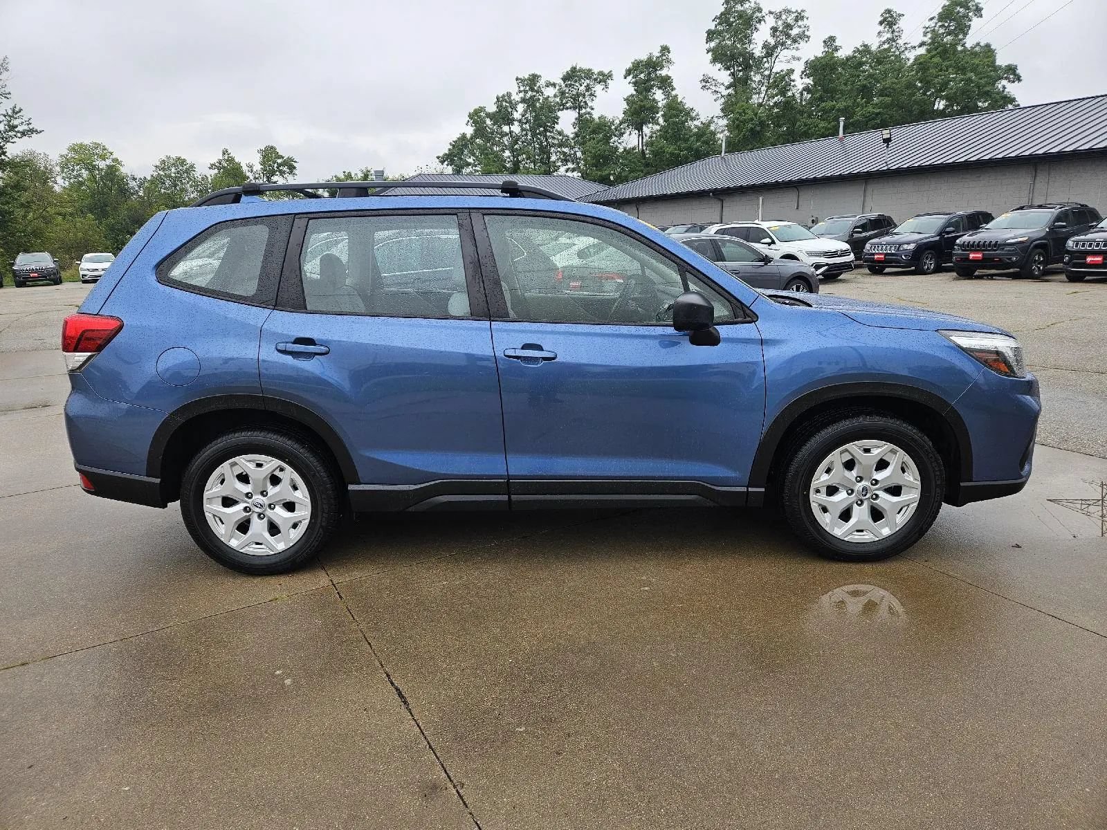 Used 2019 Subaru Forester w/ Alloy Wheel Package AWD/4WD image 5