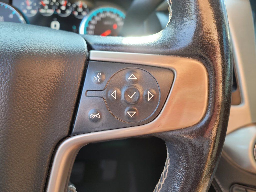 Used 2019 GMC Yukon XL Denali w/ Open Road Package RWD image 33