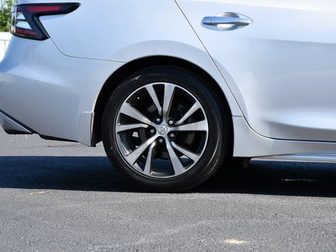 Used 2018 Nissan Maxima Platinum FWD image 10