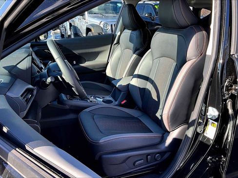 New 2025 Subaru Crosstrek 2.5i Limited image 9