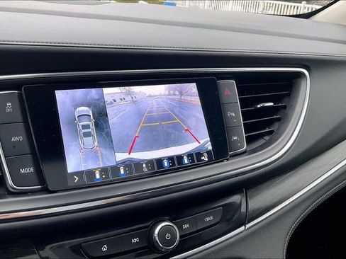 Used 2021 Buick Enclave Avenir w/ Avenir Technology Package image 21