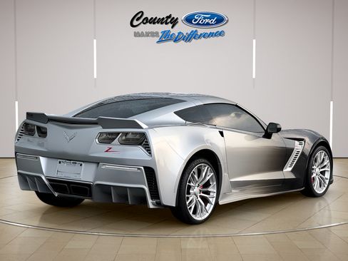 Used 2016 Chevrolet Corvette Z06 w/ 3LZ Preferred Equipment Group RWD image 26