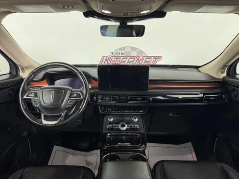 Used 2021 Lincoln Nautilus Reserve w/ Equipment Group 201A AWD/4WD image 11