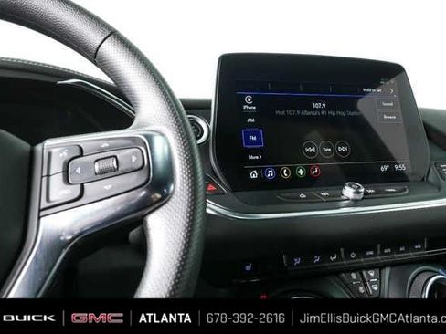 Certified 2025 Chevrolet Blazer LT FWD image 12