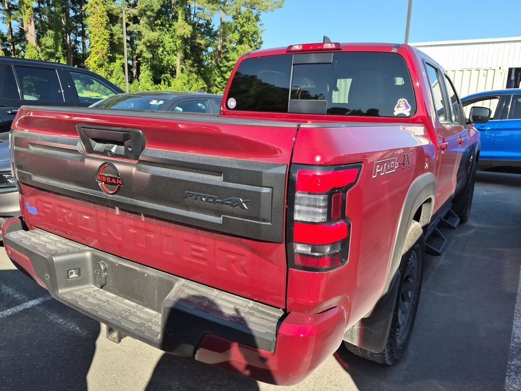 Used 2025 Nissan Frontier PRO-4X AWD/4WD image 8