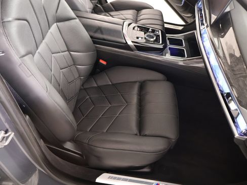 Used 2023 BMW 740i RWD image 14