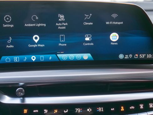 Used 2026 Cadillac Lyriq V AWD/4WD image 24