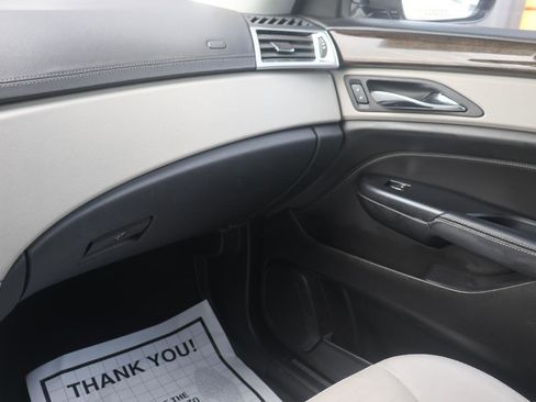 Used 2016 Cadillac SRX Premium image 28