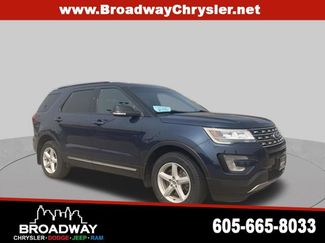Used 2017 Ford Explorer XLT AWD/4WD video 1