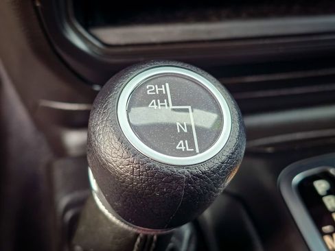 Certified 2022 Jeep Wrangler Sport S image 23