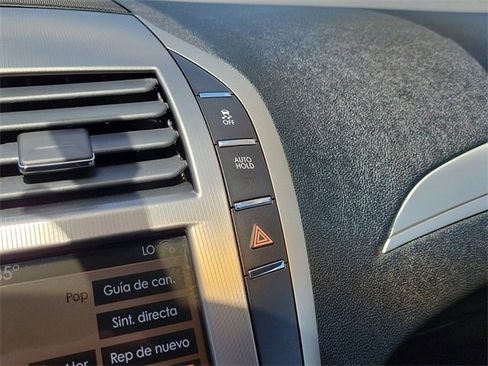 Used 2017 Lincoln MKZ Premiere image 20