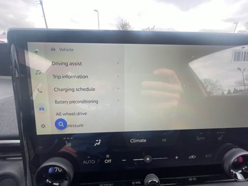 New 2026 Subaru Solterra image 22