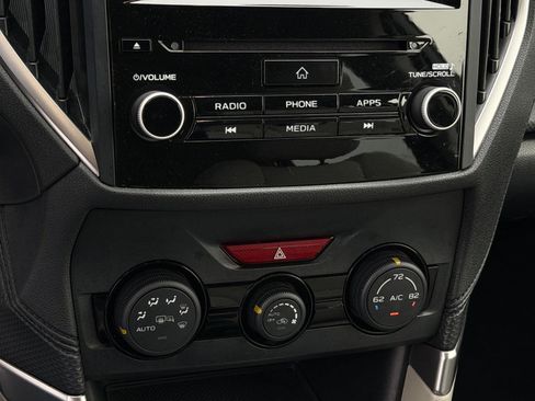 Used 2022 Subaru Forester Premium image 16