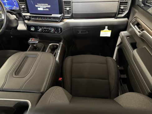 Used 2022 Chevrolet Silverado 1500 RST w/ Z71 Off-Road Package image 24