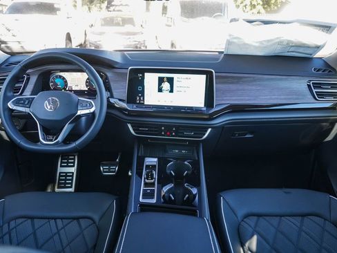 New 2026 Volkswagen Atlas SEL Premium R-Line image 15