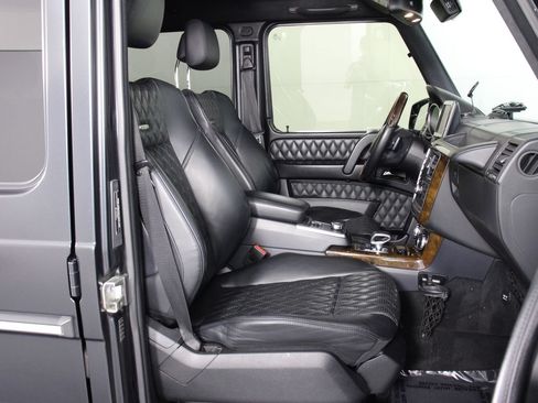 Used 2015 Mercedes-Benz G 63 AMG 4MATIC image 29