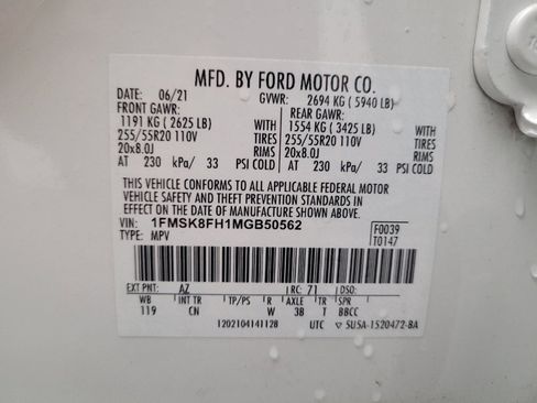 Used 2021 Ford Explorer Limited w/ Equipment Group 301A AWD/4WD image 33