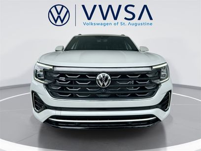 New 2025 Volkswagen Atlas Cross Sport SEL Premium R-Line