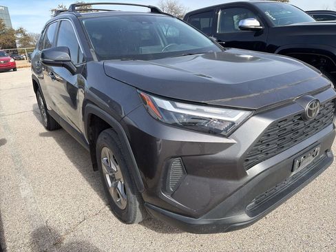 Used 2023 Toyota RAV4 XLE w/ Convenience Package image 3