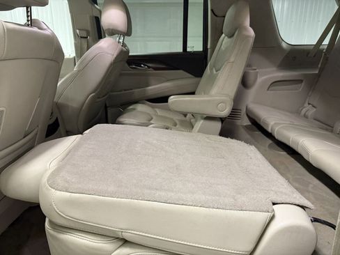 Used 2017 Cadillac Escalade ESV Premium Luxury w/ LPO, Radiant Package image 29