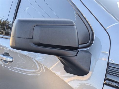 Used 2024 GMC Sierra 1500 Elevation image 8