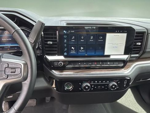 Used 2023 Chevrolet Silverado 1500 LT image 10