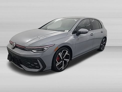 Used 2025 Volkswagen GTI SE FWD image 8