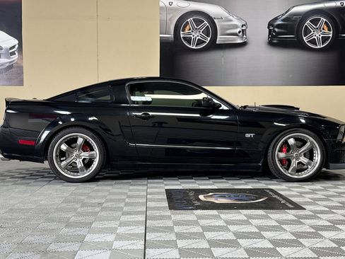 Used 2007 Ford Mustang GT Premium RWD image 3