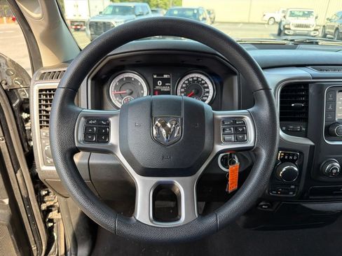 Used 2024 RAM 1500 Classic SLT AWD/4WD image 14