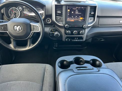 Used 2024 RAM 2500 Big Horn AWD/4WD image 4