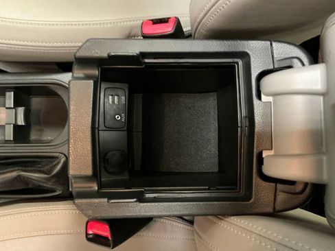 Used 2017 Subaru Forester 2.5i Limited image 27